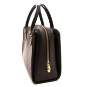 Louis Vuitton Triana Damier Tote bag Buy authentic designer Louis Vuitton secondhand bags at Labellov at the best price. Safe and secure shopping. Koop tweedehands authentieke Louis Vuitton tassen bij designer webwinkel labellov.