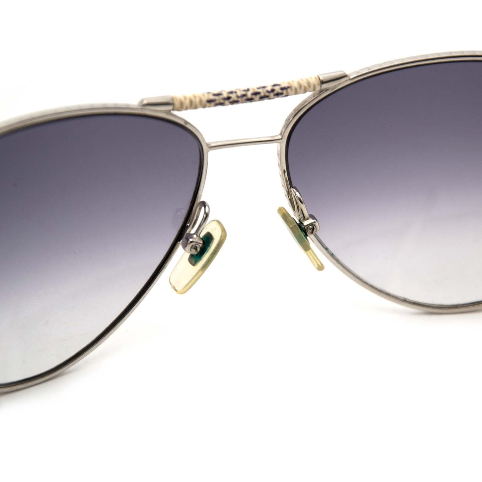 shop safe online your secondhand Louis Vuitton Petite Viola Pilote