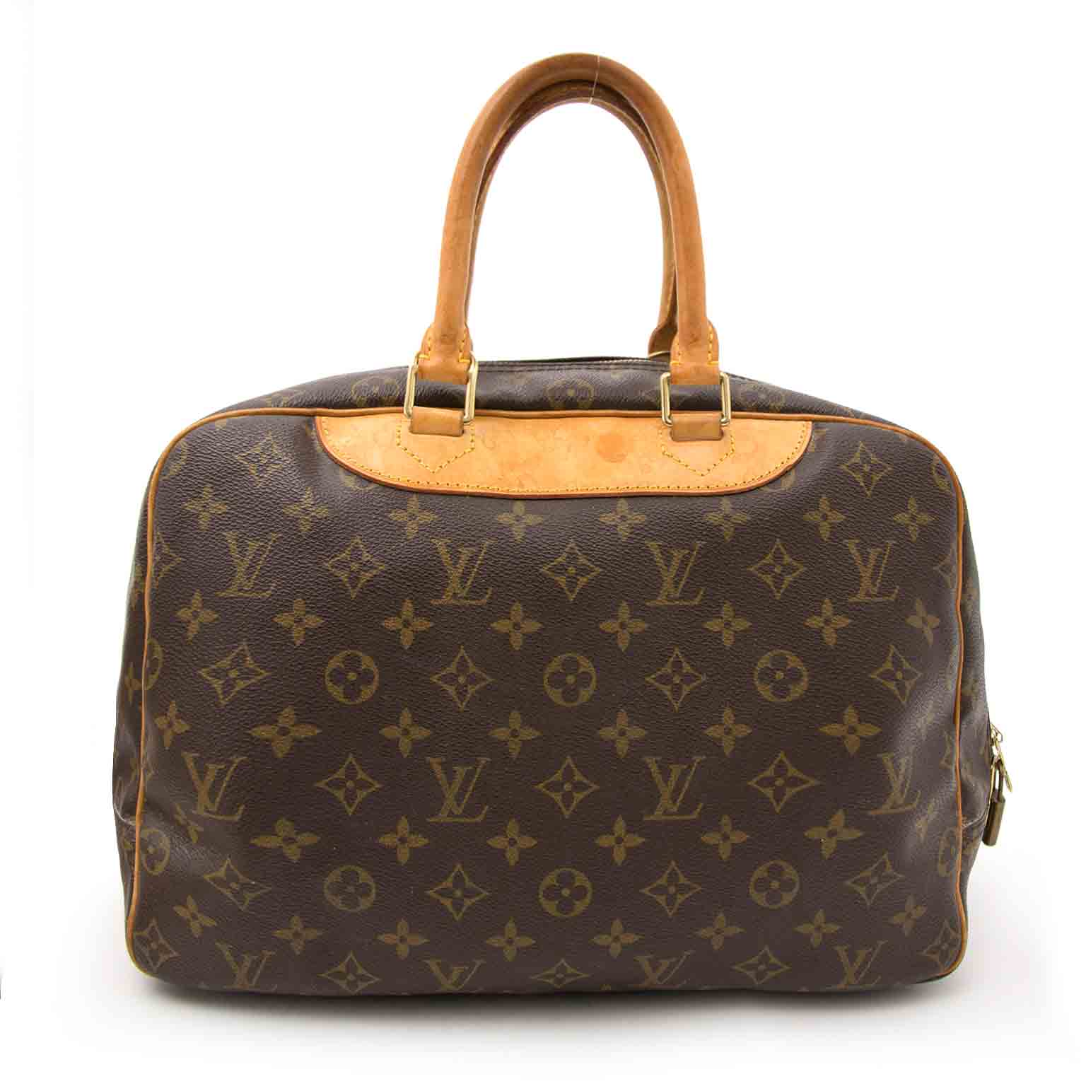 Buy and sell your preloved designer bags for the best rates online at Labellov luxury