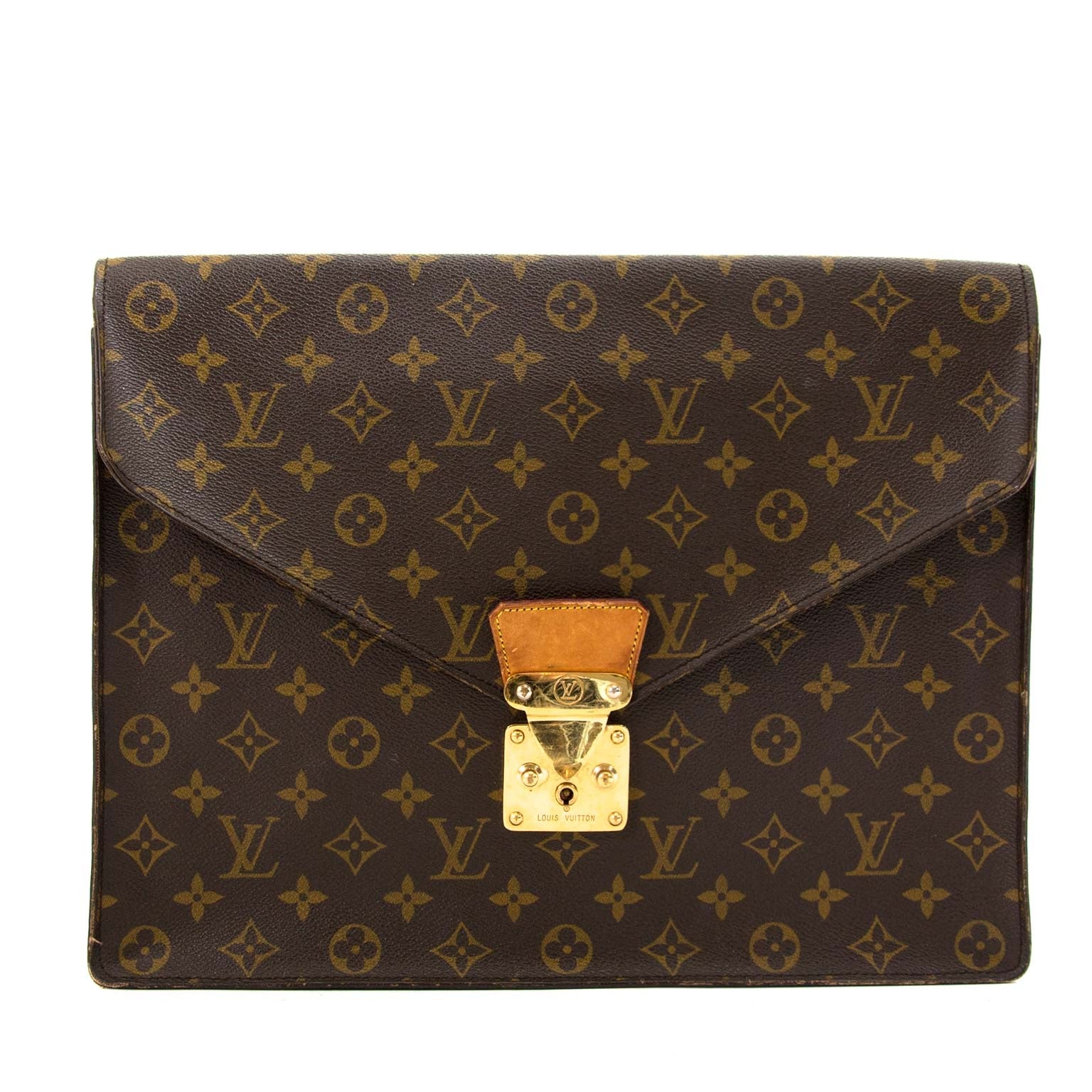 Louis Vuitton Monogram Document Holder now for sale at labellov vintage fashion webshop belgium