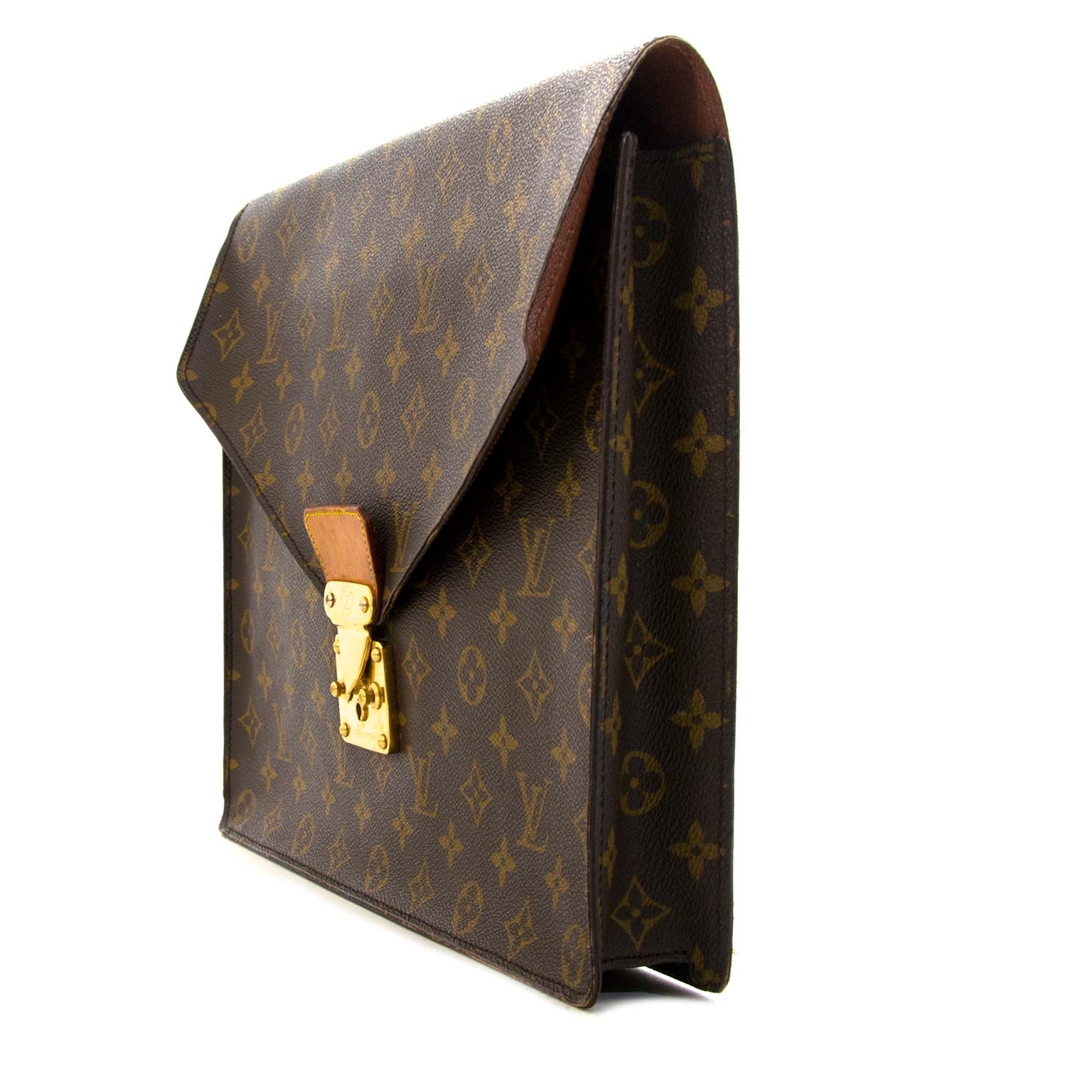Louis Vuitton Monogram Document Holder now for sale at labellov vintage fashion webshop belgium