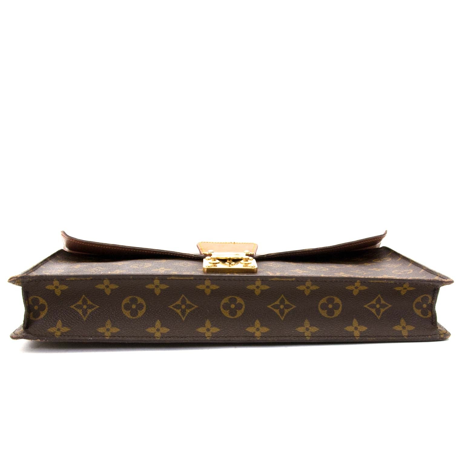 Louis Vuitton Monogram Document Holder now for sale at labellov vintage fashion webshop belgium