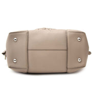 Achetez un authentique Louis Vuitton Cashemire Soft Lockit sac de main dans le couleur Galet pour le bon prix chez LabelLOV.