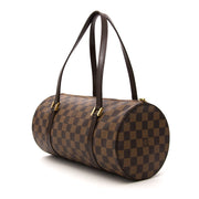 Worldwide shipping and next-day-delivery with Labellov luxury online webshop