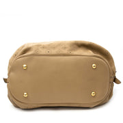 Louis Vuitton Mahina Beige Leather Perforated Monogram Large Hobo Bag Buy authentic designer Louis Vuitton secondhand bags at Labellov at the best price. Safe and secure shopping. Koop tweedehands authentieke Vuitton tassen bij designer webwinkel labellov