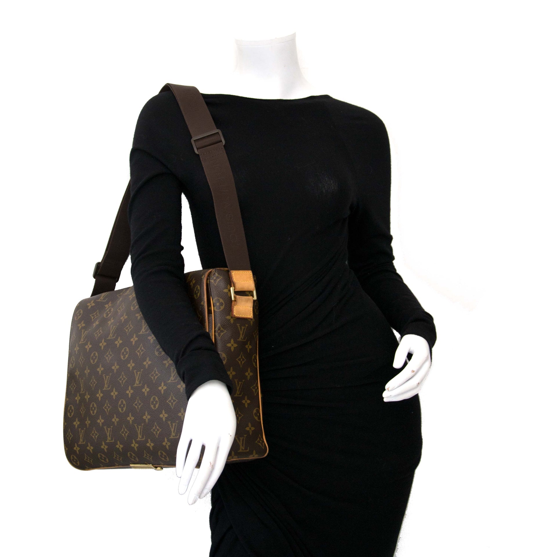 shop safe online your Louis Vuitton Monogram Bastille Valmy GM Messenger Bag