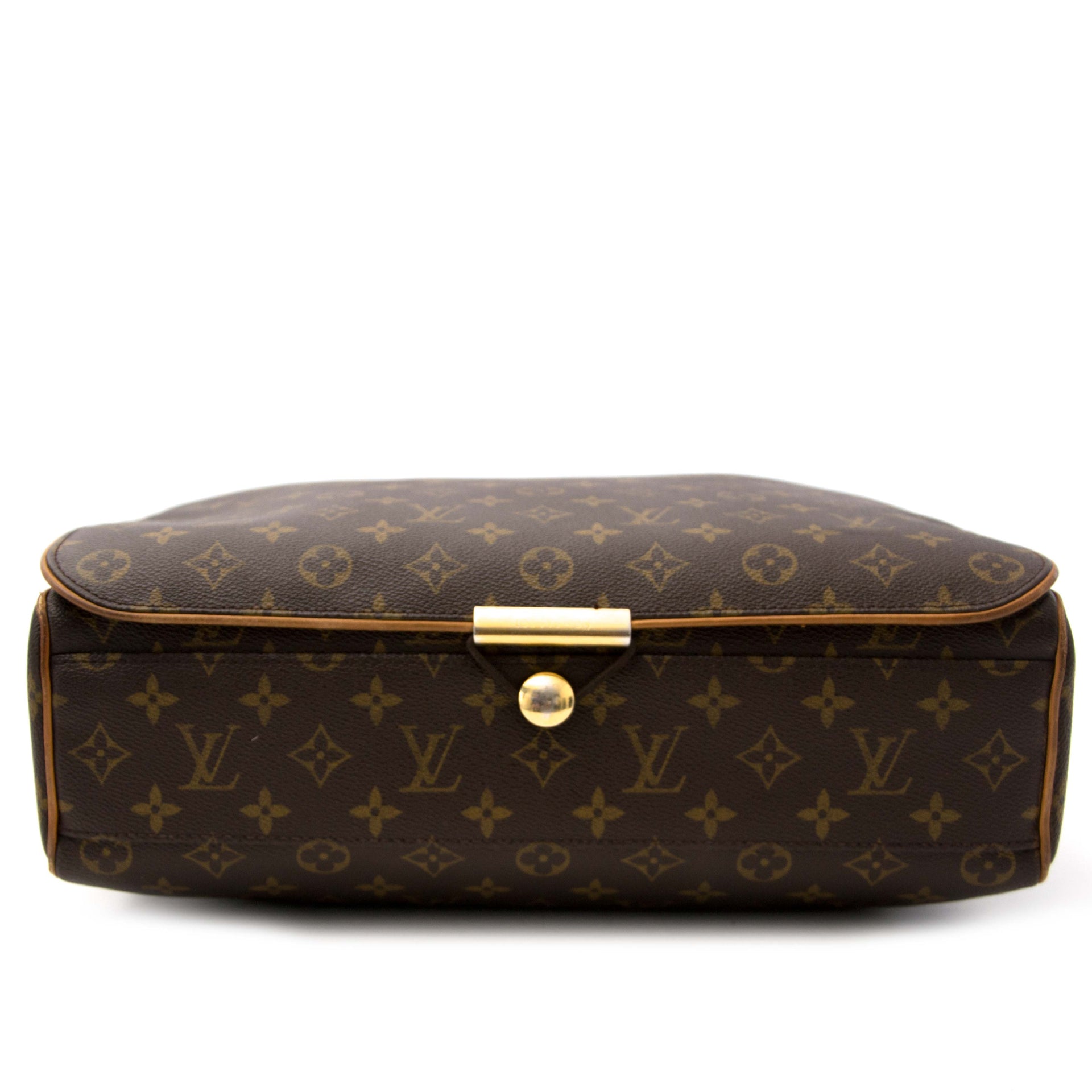 acheter en ligne pour le meilleur prix Louis Vuitton Monogram Bastille Valmy GM Messenger Bag