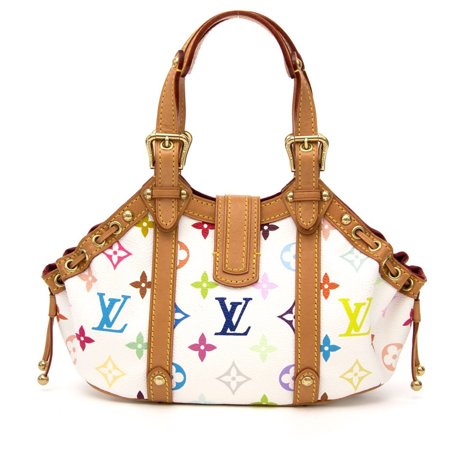 Op zoek naar een designer handtas van Louis Vuitton? Labellov Antwerpen is gespecialiseerd in tweedehands merk handtassen zoals deze Louis Vuitton Limited Edition Theda PM Multicolor