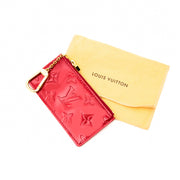 Louis Vuitton Pochette Clés Vernis Cerise acheter secur en ligne chez labellov deuxieme mains