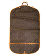 Achetez Louis Vuitton Monogram Couverture de Vêtements en ligne chez Labellov.com