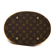 Kopen en verkopen doe je in stijl bij tweedehands luxe webshop Labellov in Antwerpen