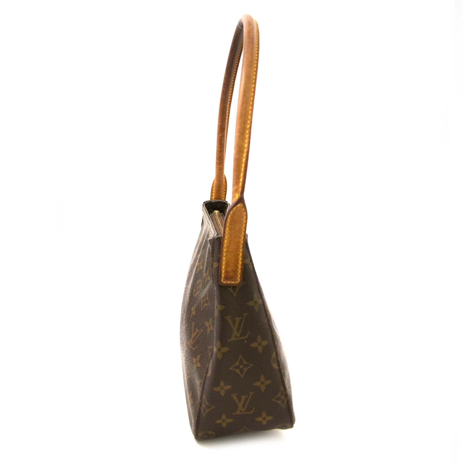 safe online shopping at labellov vintage fashion webshop belgium with louis vuitton gm looping bags