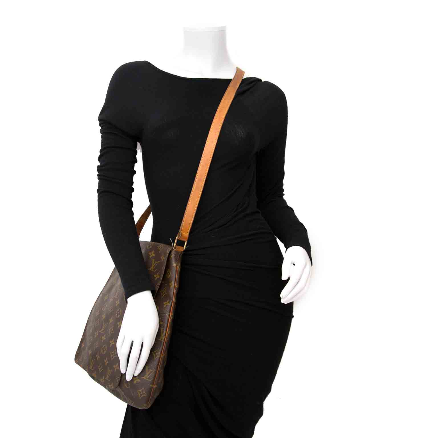Louis Vuitton Musette Salsa Monogram Canvas Shoulder Bag now online at Labellov.com at the best price.