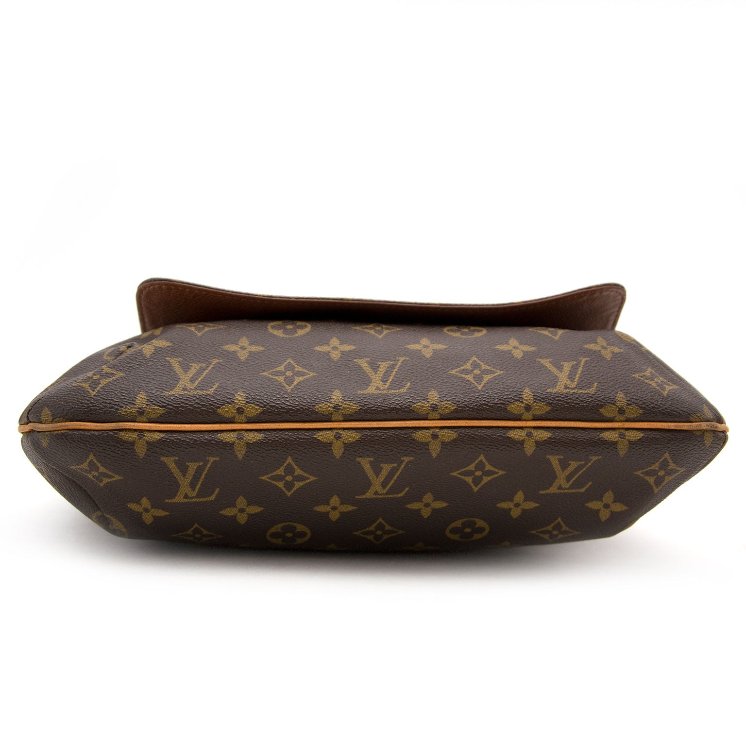 Koop een authentieke Louis Vuitton Monogram Musette Large Messenger bij Labellov