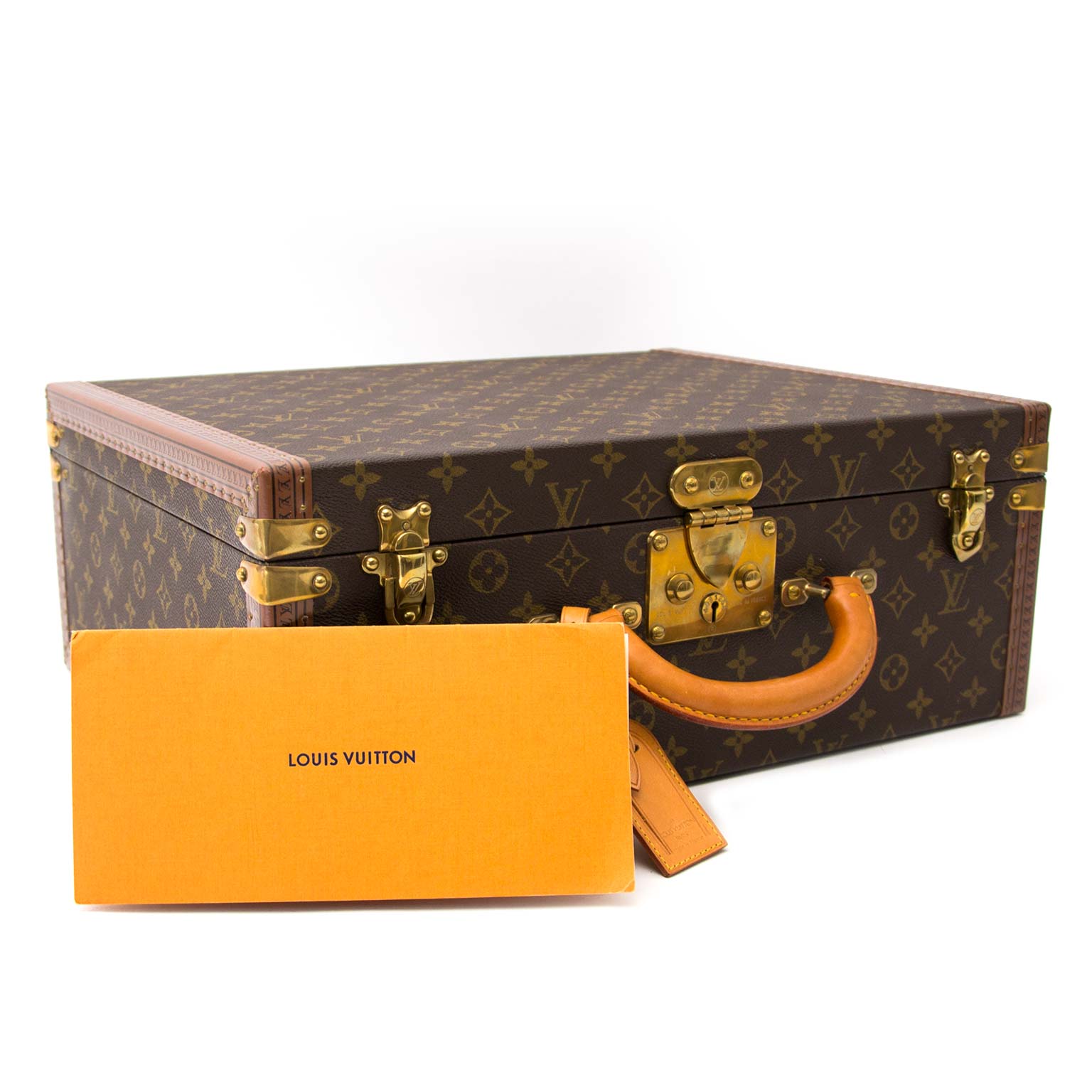 Koop uw authentieke Louis Vuitton Super President Monogram Briefcase aan de beste prijs bij Labellov