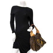 acheter en ligne pour le meillleur prix Louis Vuitton Limited Edition Monogram Epices Kalahari GM Bag