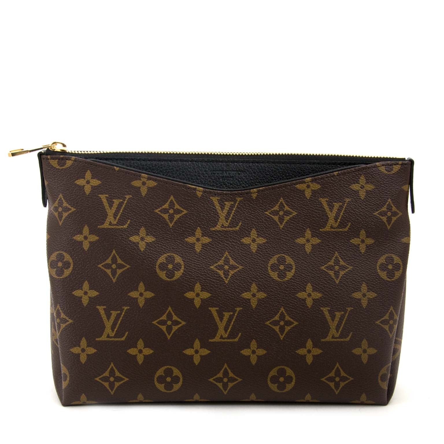 louis vuitton pallas beauty case now for sale at labellov vintage fashion webshop belgium