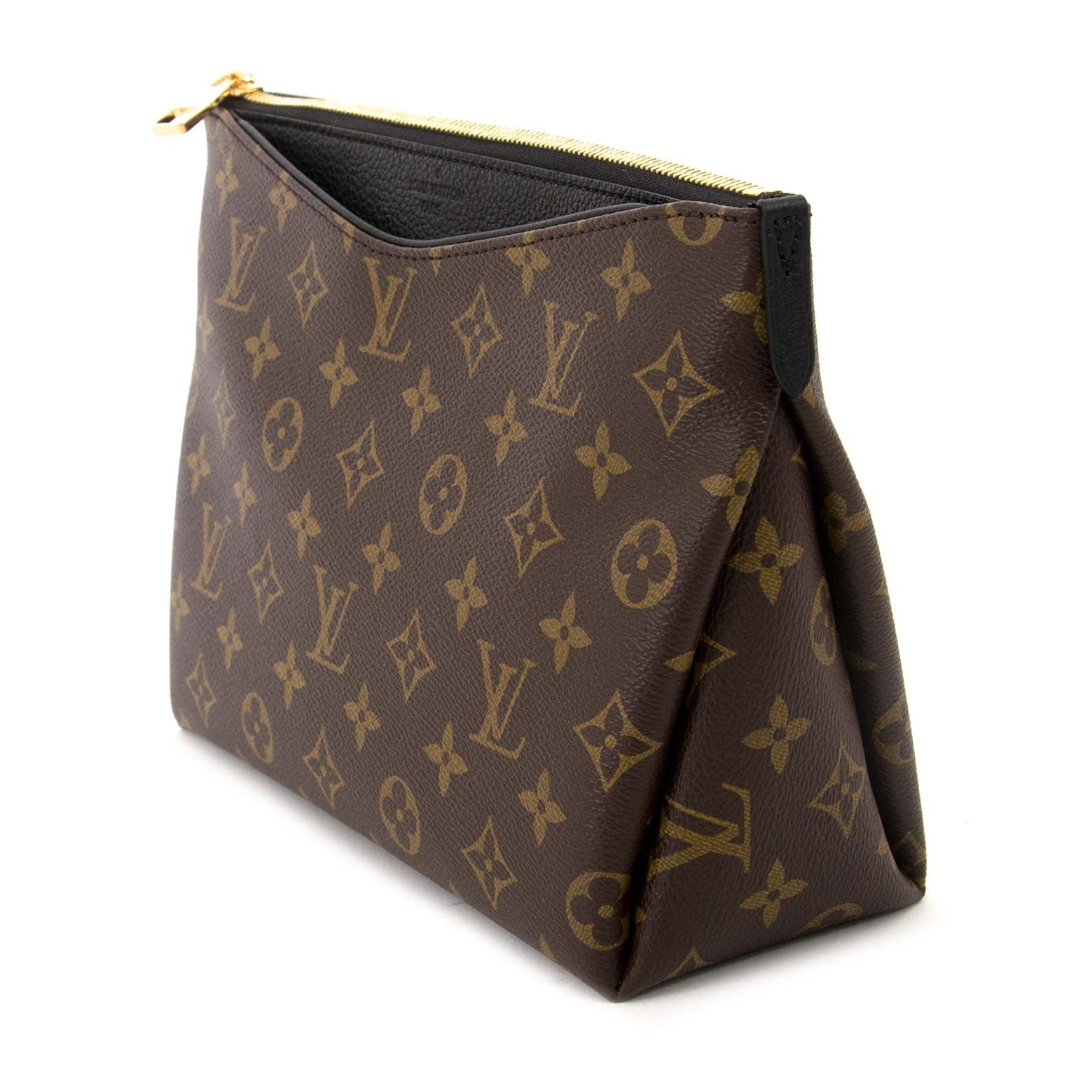 louis vuitton pallas beauty case now for sale at labellov vintage fashion webshop belgium
