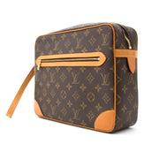 koop en verkoop uw louis vuitton toiletzak nu bij labellov.com tegen de beste prijs