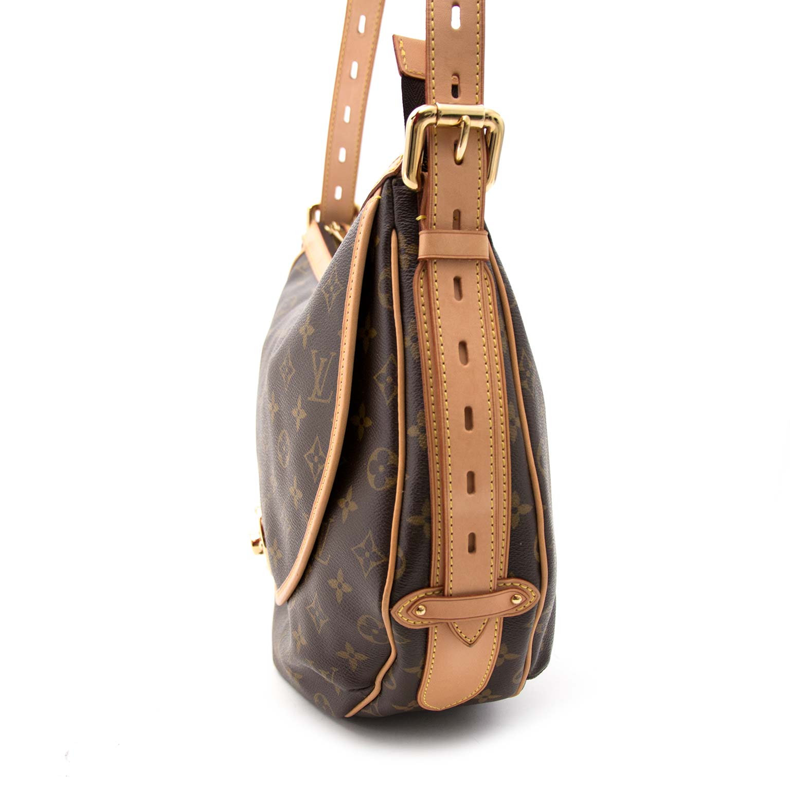 2de hands handtassen aan de beste prijs kopen acheter en lilne Louis Vuitton Monogram Canvas Tulum GM Bag aan de beste prijs