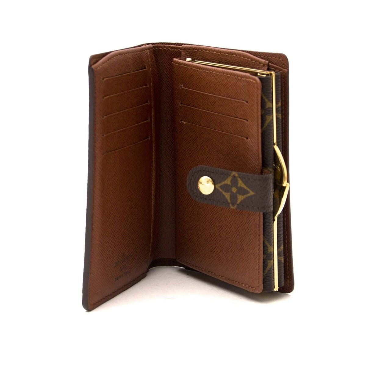 Achetez un authentique Louis Vuitton portefeuille en monogramme pour le bon prix chez LabelLOV.