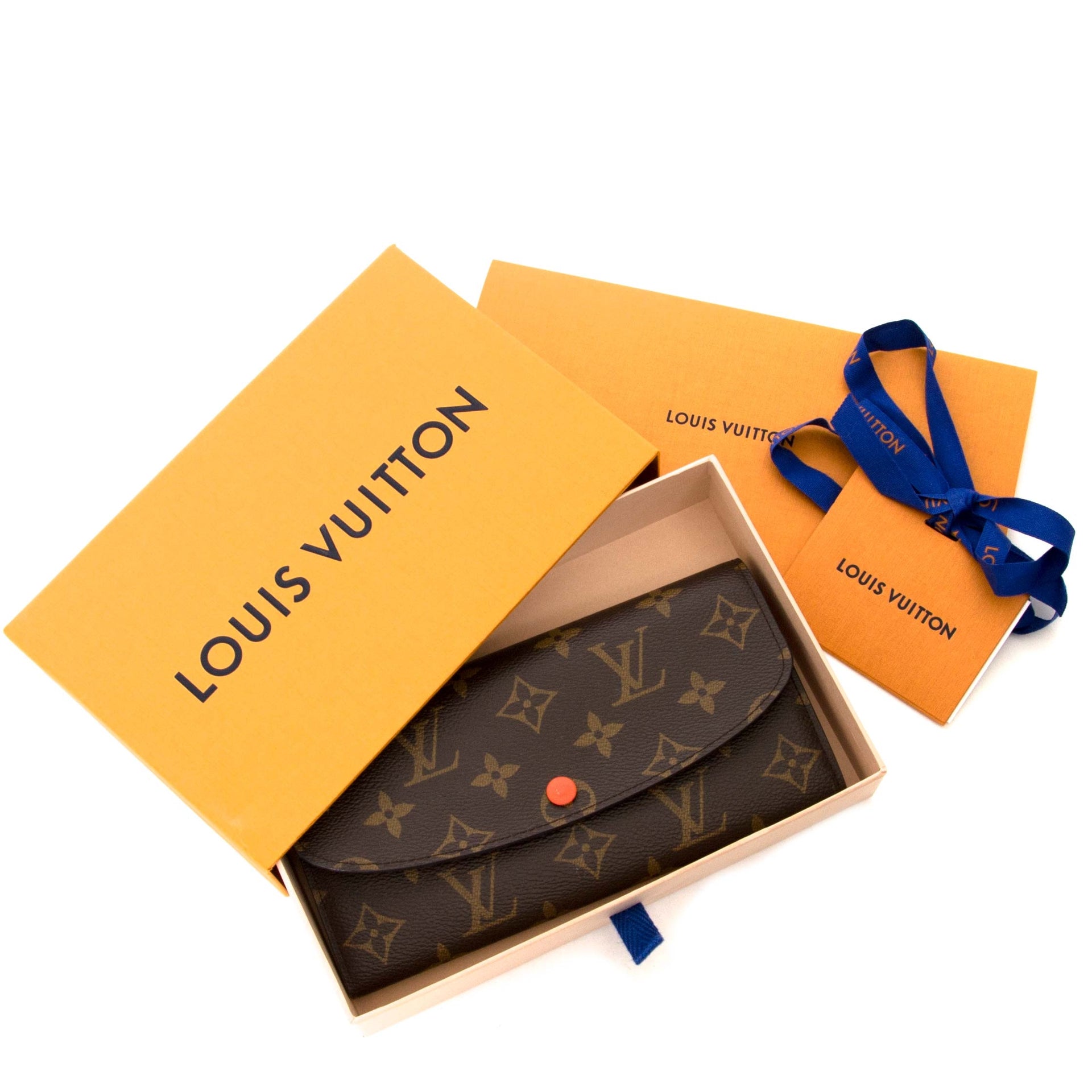 Louis Vuitton Monogram Emilie Wallet now for sale at labellov vintage fashion webshop belgium