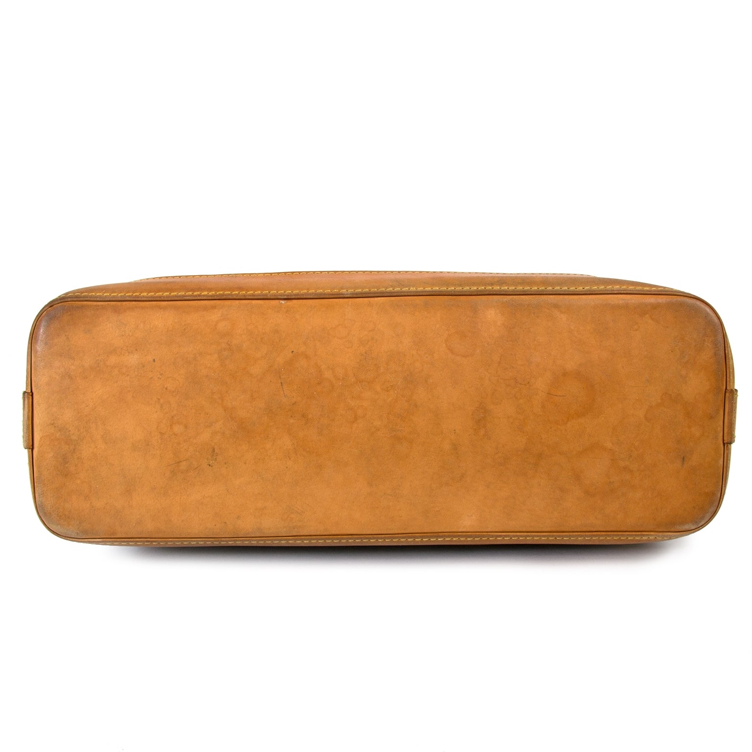 achetez seconde main authentique Louis Vuitton Lockit Horizontal Monogram Bag chez labellov.com vintage boutique de mode