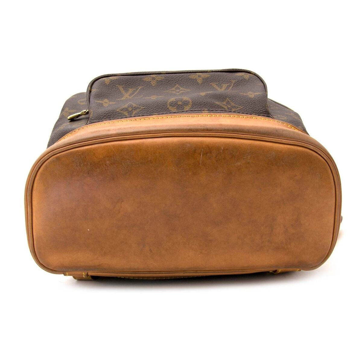 Koop authentieke tweedehands Louis Vuitton Monogram Montsouris MM rugzak aan een eerlijke prijs bij LabelLOV. Veilig online shoppen.