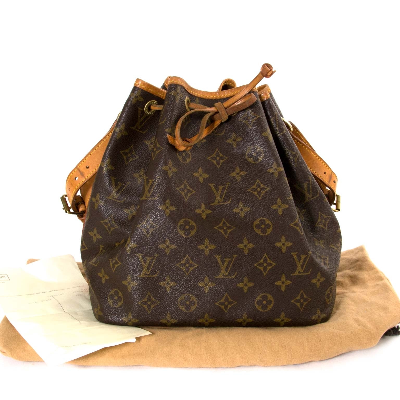 Louis Vuitton Monogram Noe Petite Bucketbag now for sale at labellov vintage fashion webshop belgium