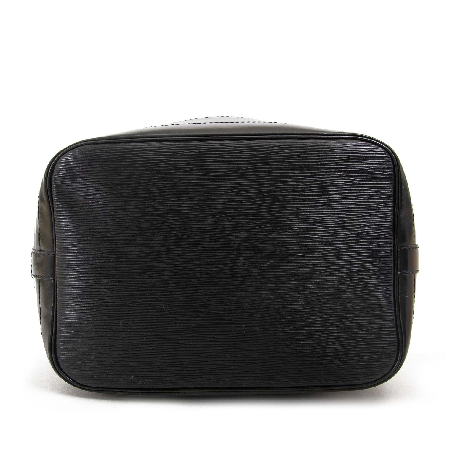 louis vuitton black epi leather noe bag now for sale at labellov vintage fashion webshop belgium
