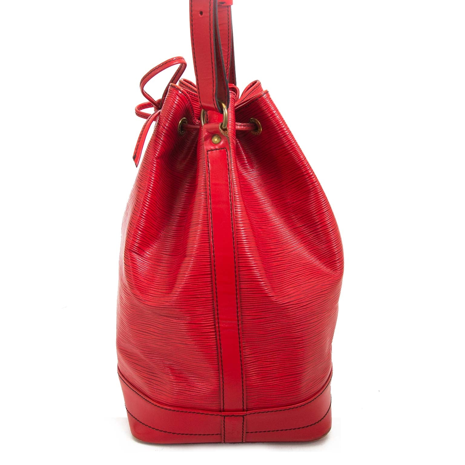 Louis Vuitton Red Epi Leather Noé now for sale at labellov vintage fashion webshop belgium