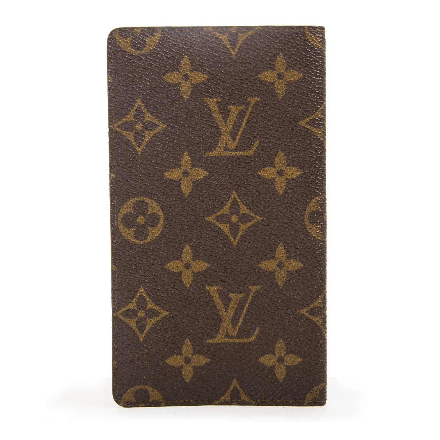 Louis Vuitton Monogram Passport Cover now for sale at labellov vintage fashion webshop belgium