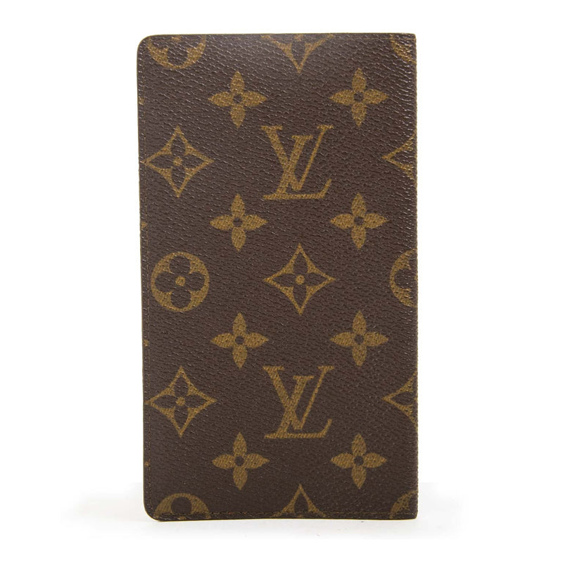 Louis Vuitton Monogram Passport Cover now for sale at labellov vintage fashion webshop belgium
