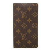 Louis Vuitton Monogram Passport Cover now for sale at labellov vintage fashion webshop belgium