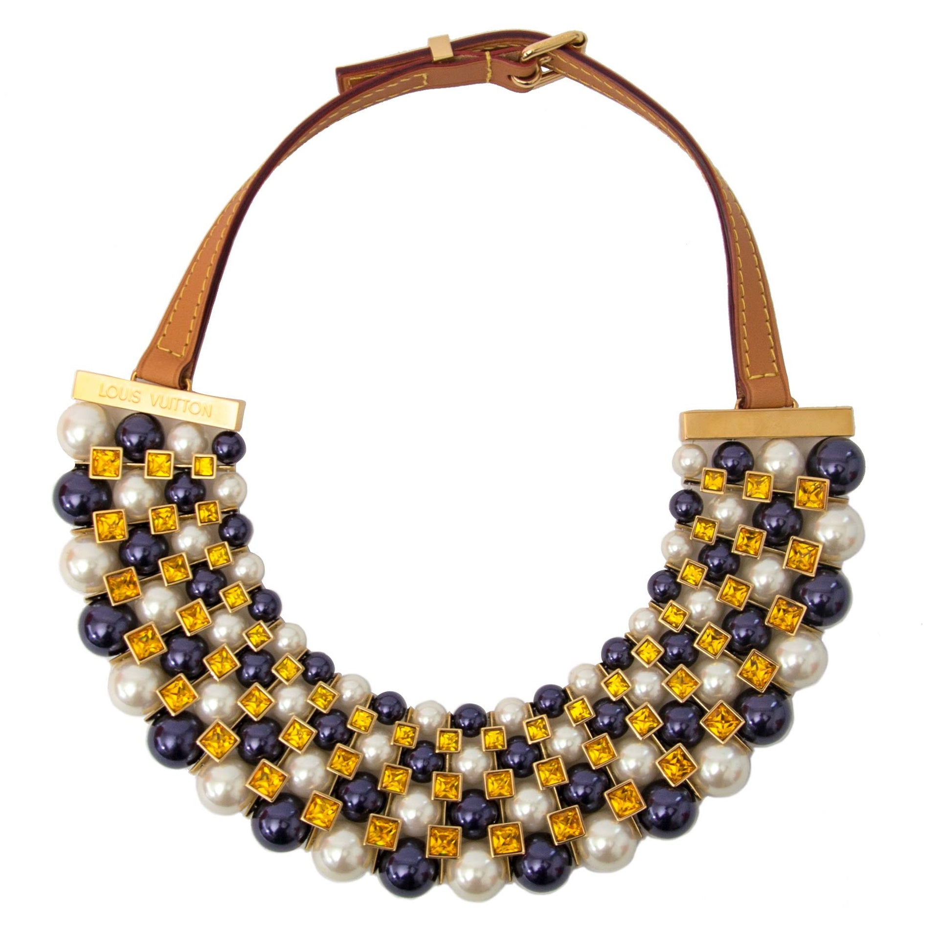 Louis Vuitton Collier Pearls and Crystals collier for the best price available online at Labellov. Koop en verkoop uw authentieke designer handtas aan de beste prijs bij Labellov. Koop en verkoop.