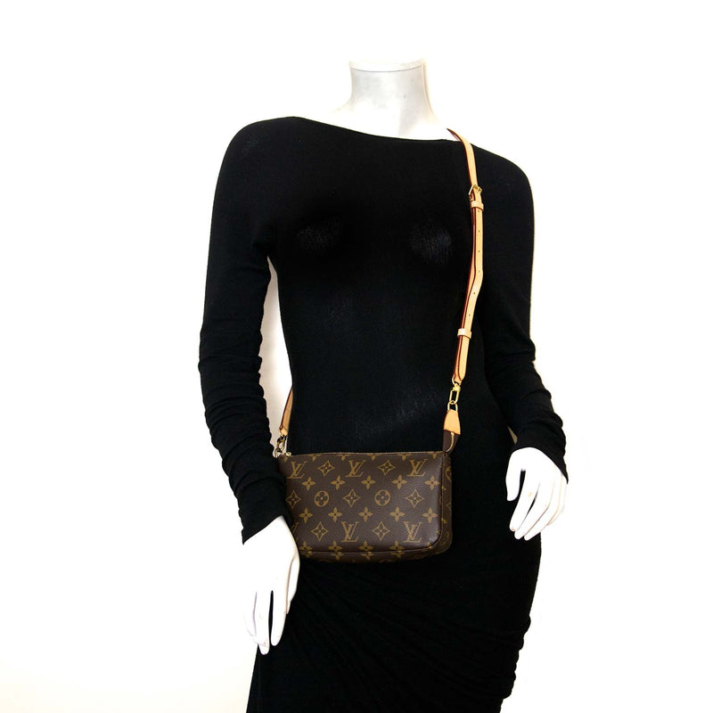 Louis Vuitton Monogram Pochette Accessoire + Bandje