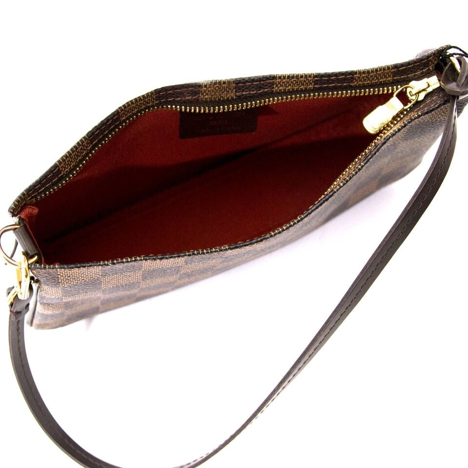 Achetez vos sac à mains de Louis Vuitton chez Labellov à Anvers.