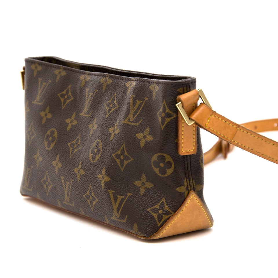 koop veilig online aan de beste prijs net als nieuw Louis Vuitton Trotteur Monogram