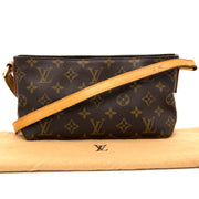 koop veilig online aan de beste prijs jou tweedehands Louis Vuitton Trotteur Monogram