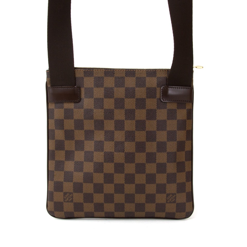 Authentieke tweedehands Louis Vuitton handtas juiste prijs veilig online winkelen Labellov webshop luxe merken winkelen Antwerpen België mode fashion