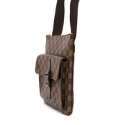 Authentic secondhand Louis Vuitton handbag good price safe online shopping Labellov webshop luxury brands shopping Antwerpen België fashion