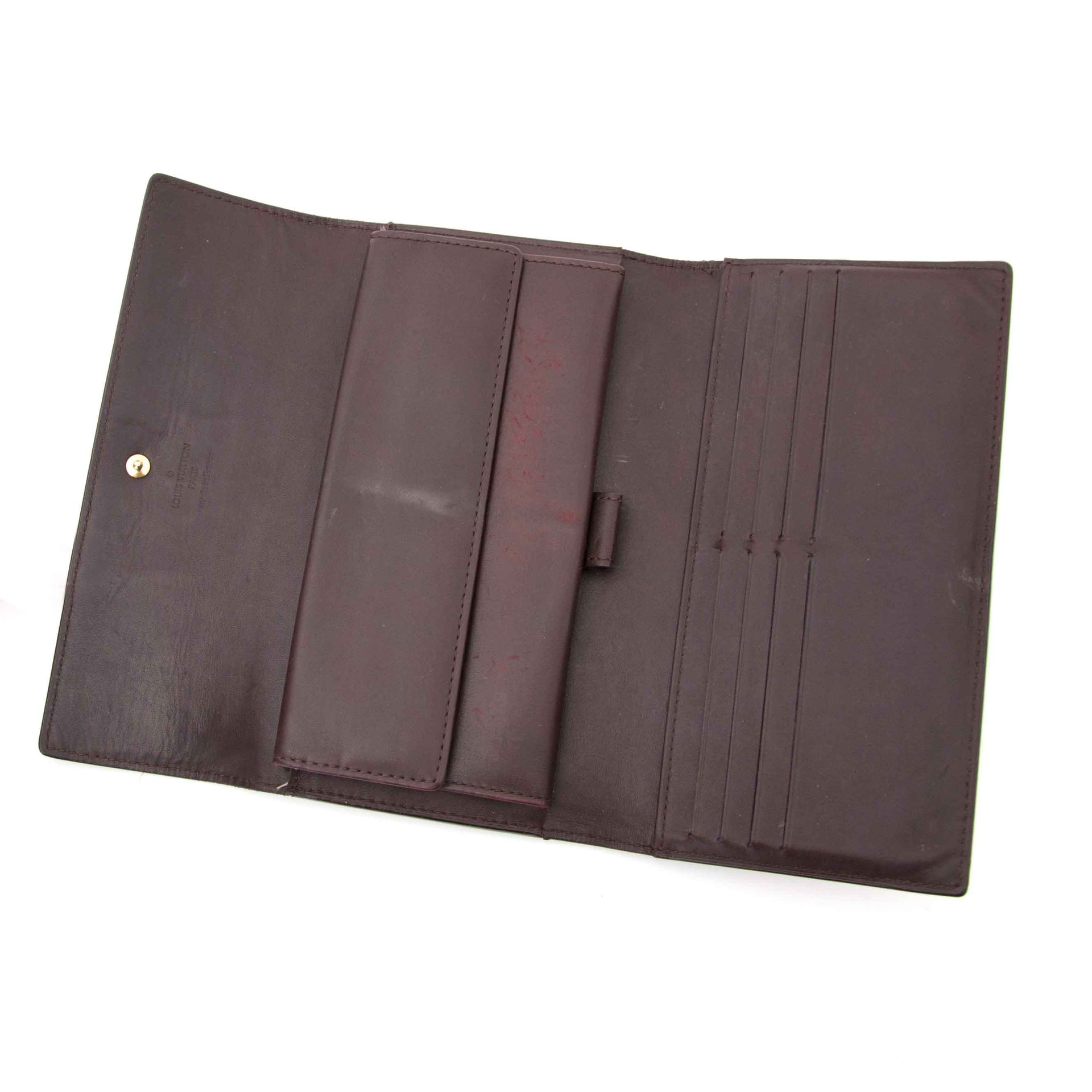 Louis Vuitton Amarente Patent Sarah Wallet at the best price 2017