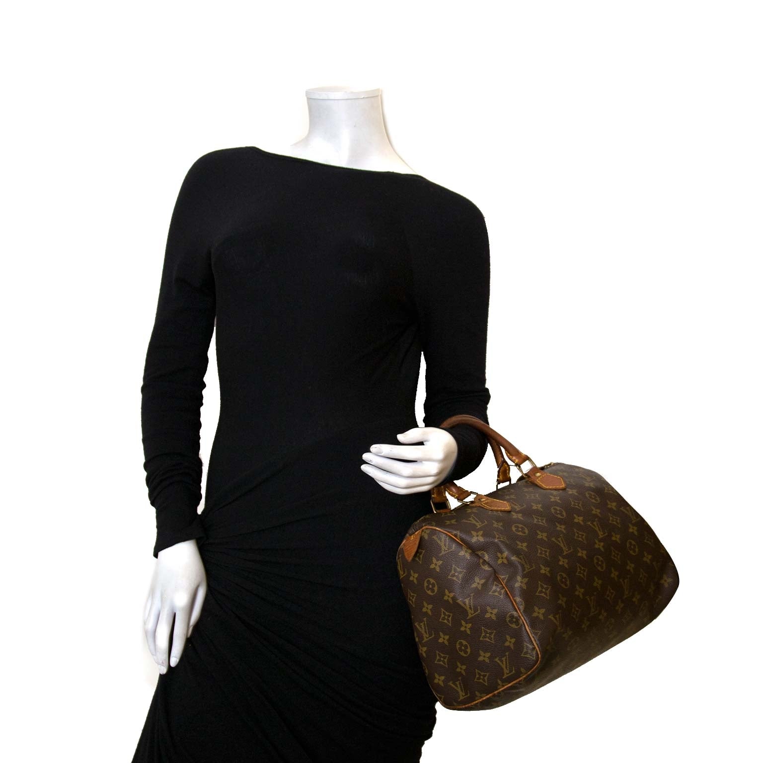 Koop authentieke Louis vuitton speedy monogram tassen nu online bij Labellov vintage webshop