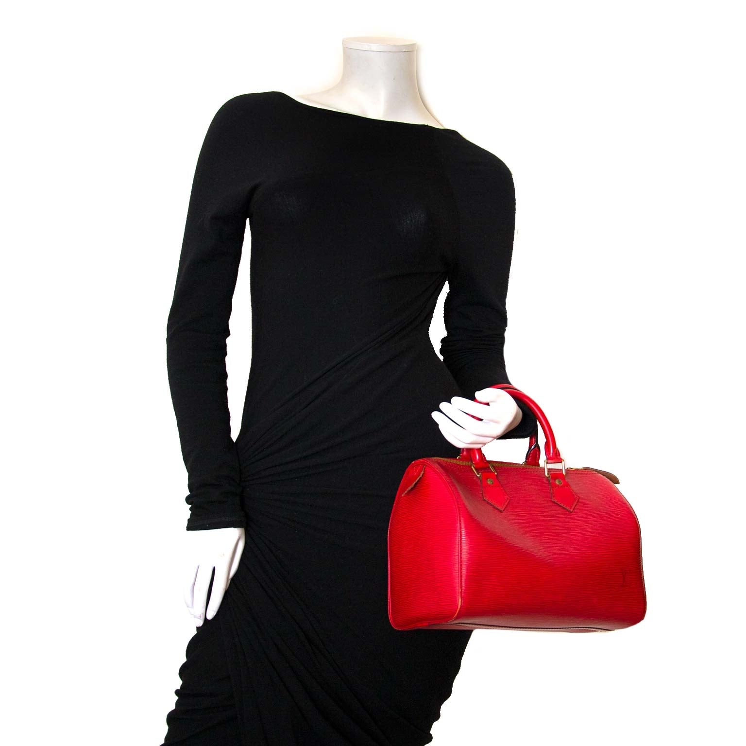 Koop authentieke louis vuitton tassen online bij labellov vintage mode webshop