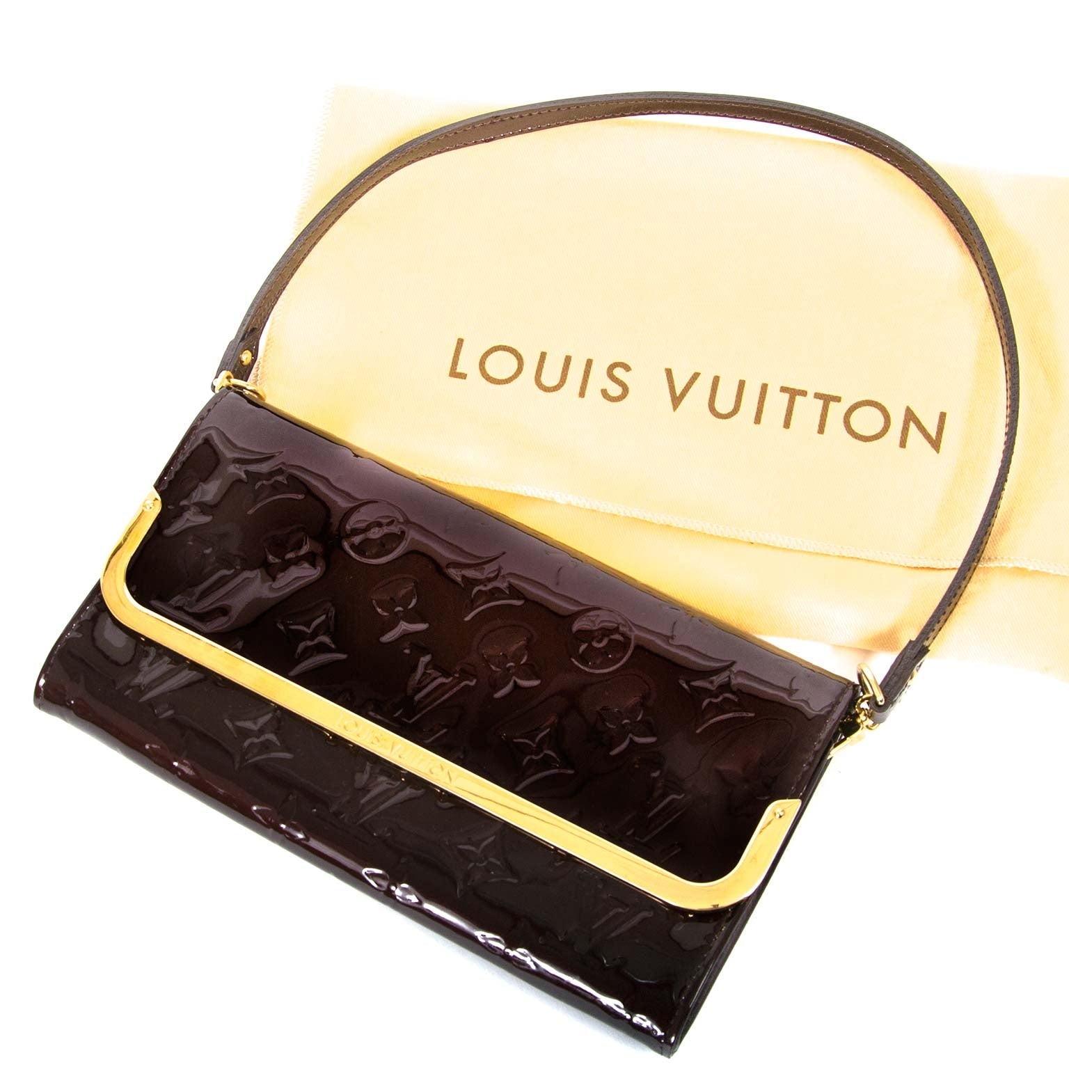 achetez et vendez seconde main Louis Vuitton Rossmore Amarante Monogram Vernis chez labellov.com au meilleur prix