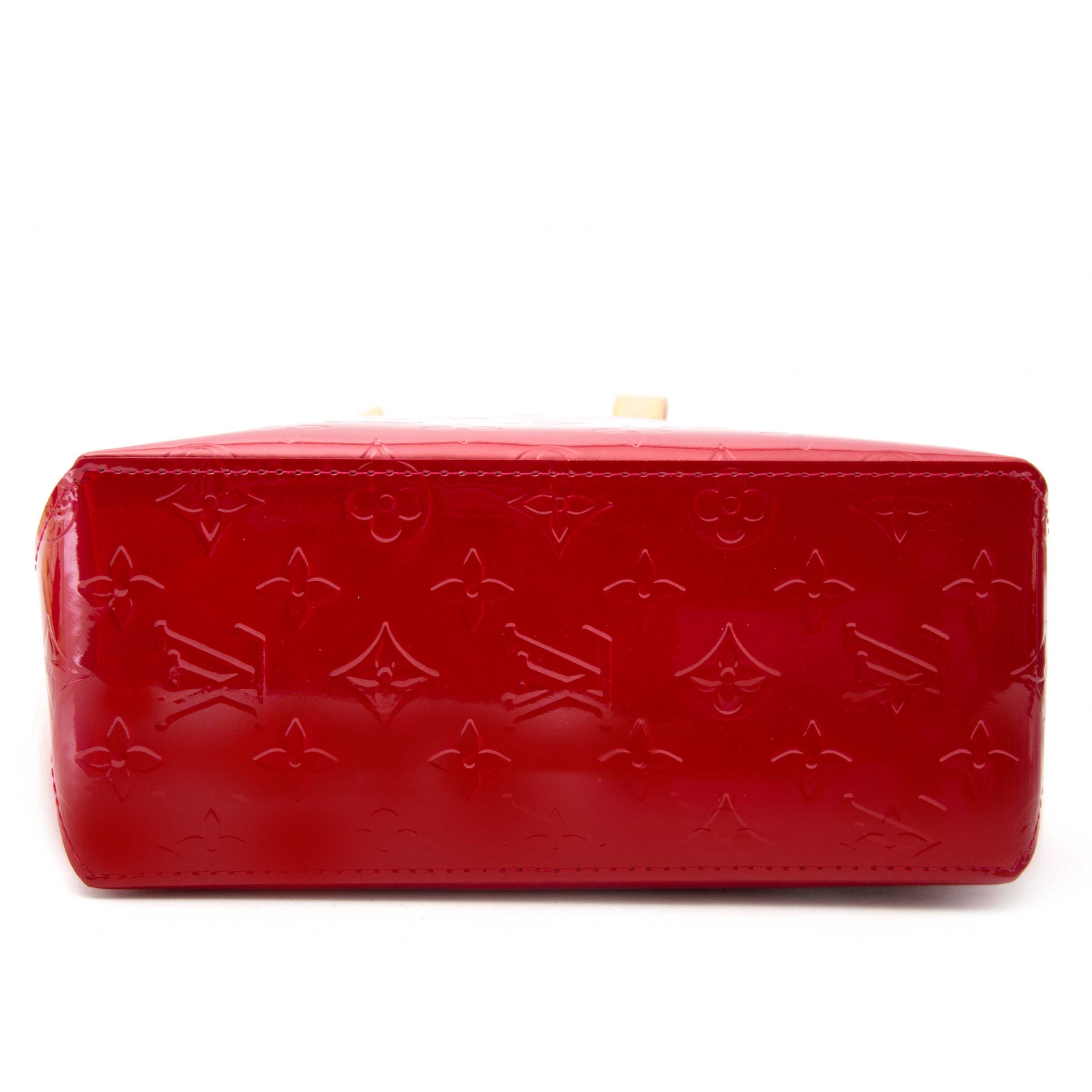 100% secondhand Louis Vuitton bags on labellov.com