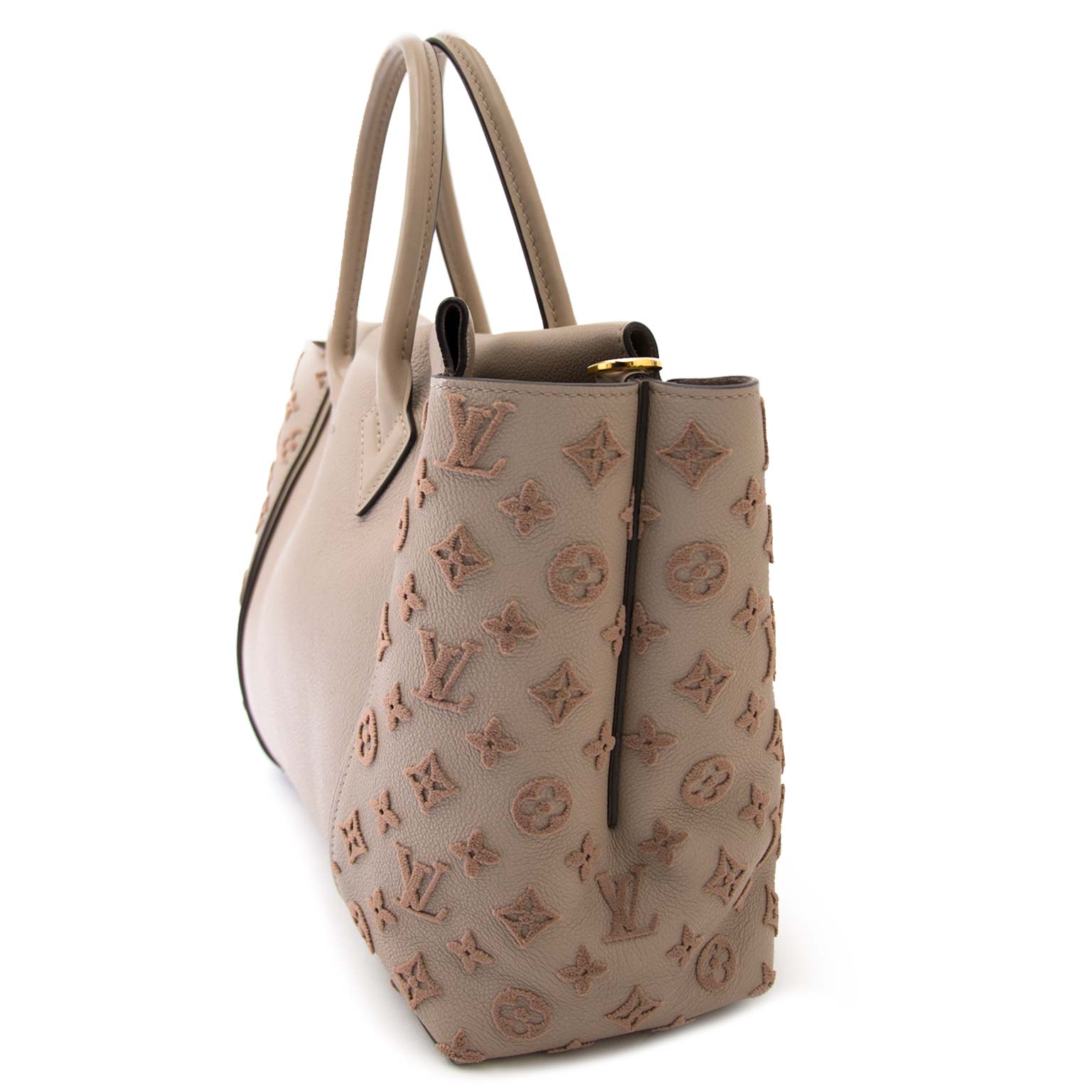 searching for the perfect christmas gift Louis Vuitton Veau Cachemire Tote W PM Galet
