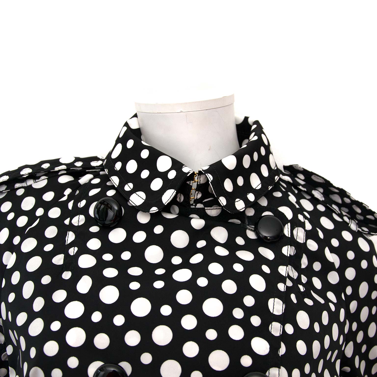 acheter en ligne seconde main Louis Vuitton x Yayoi Kusama White Polkadots Trenchcoat