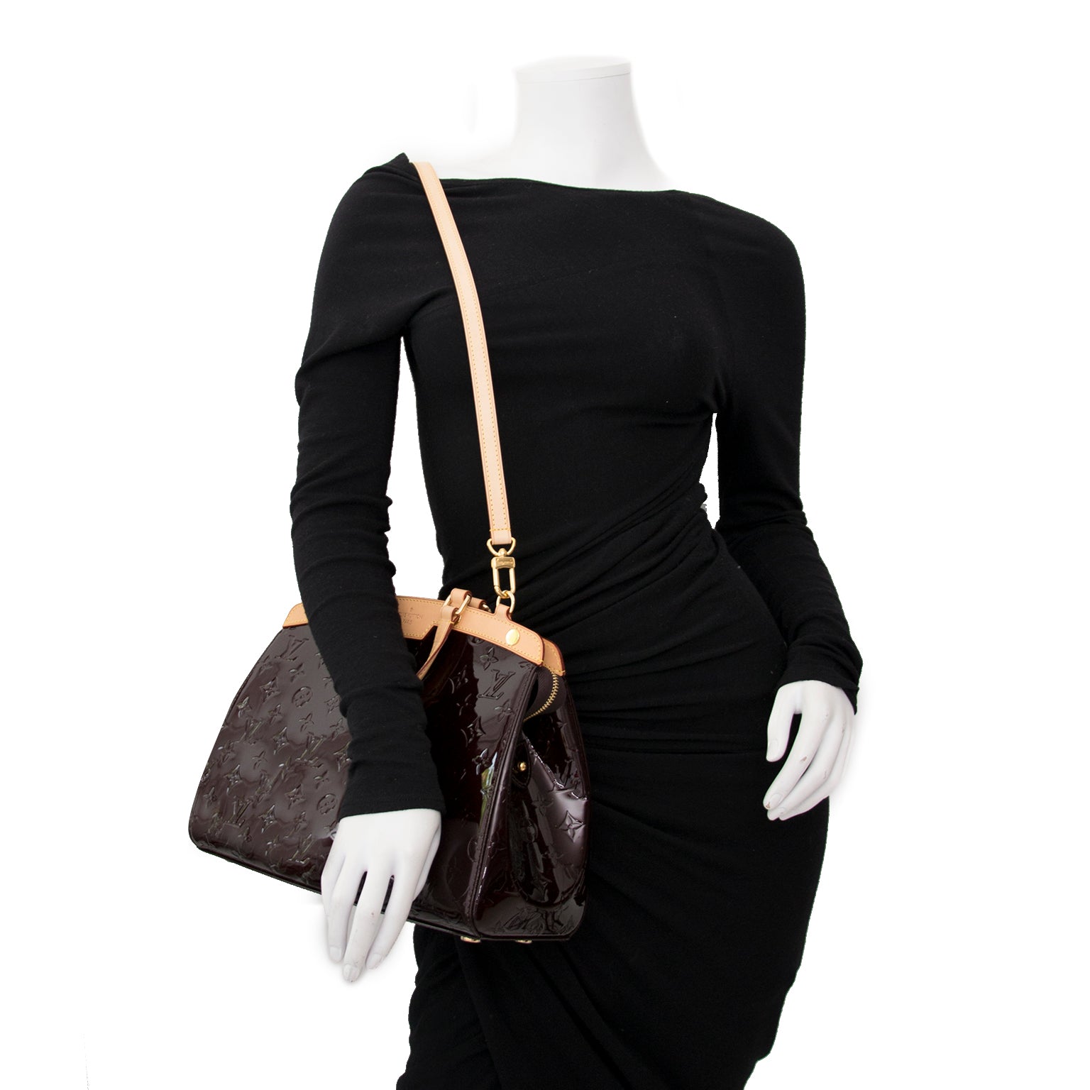 Authentic Louis Vuitton Amarente Patent Brea MM Bag at the best price 2017