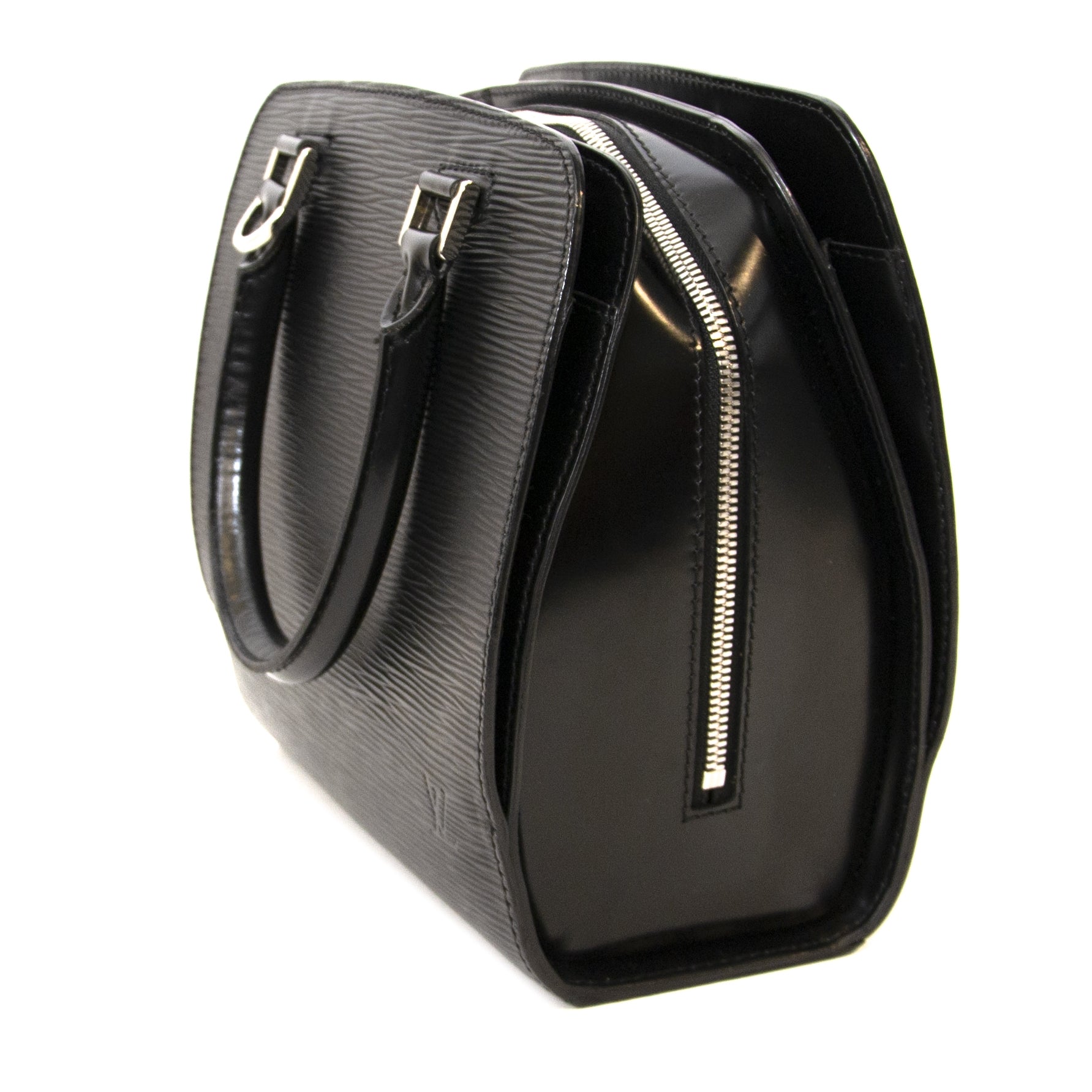 Buy authentic secondhand Louis Vuitton handbag for the right price at LabelLOV webshop. Safe and secure shopping. Koop authentieke tweedehands Louis Vuitton handtas voor de juiste prijs.